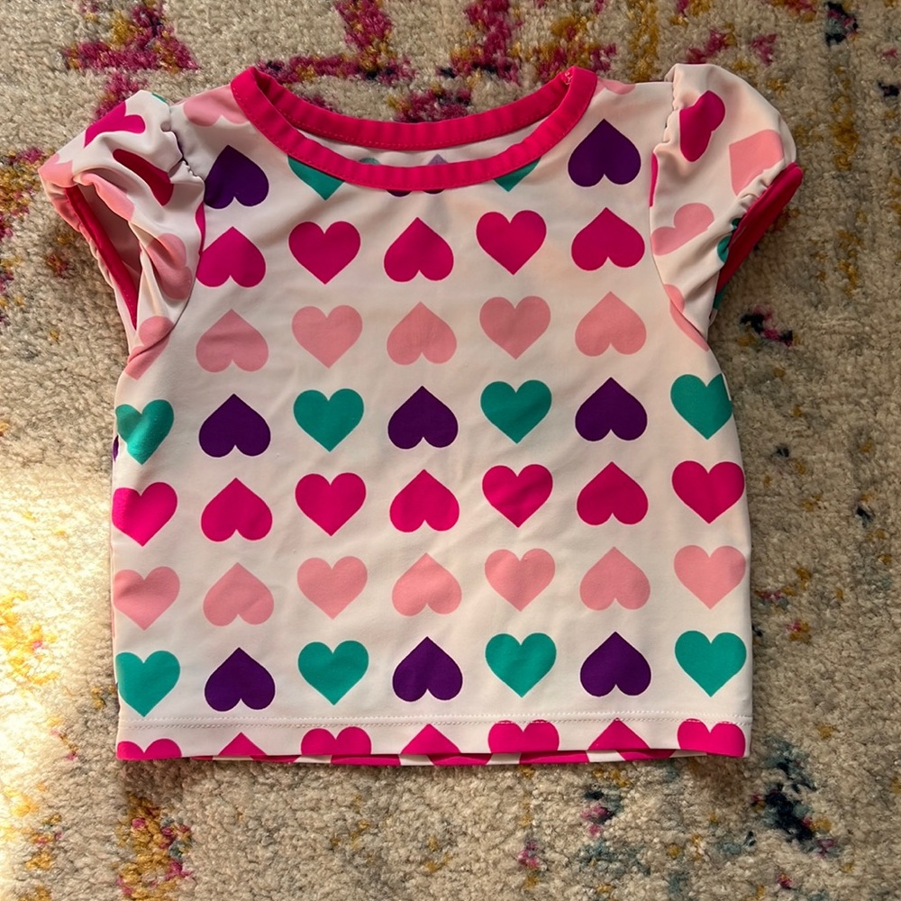 (Free) Circo baby swim short sleeve rash guard